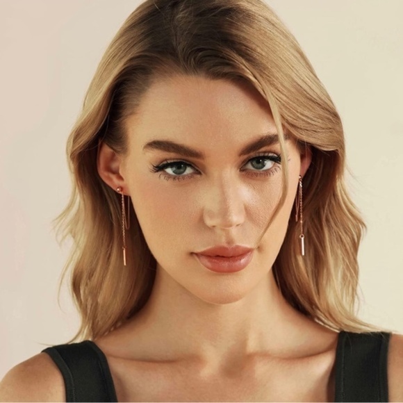 ROSE Gold 18k Plated Bar Drop Dangle Earrings - Picture 2 of 3